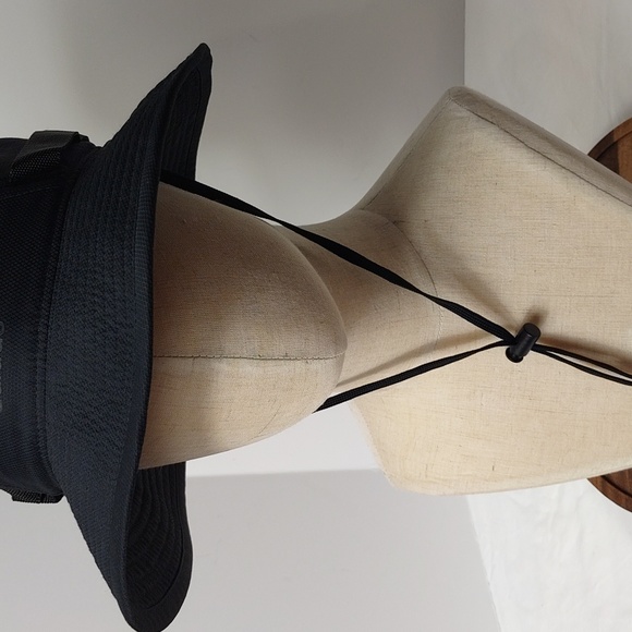 Adidas Areoready Victory Bucket Hat Black Adjustable Chin Strap - Picture 4 of 12